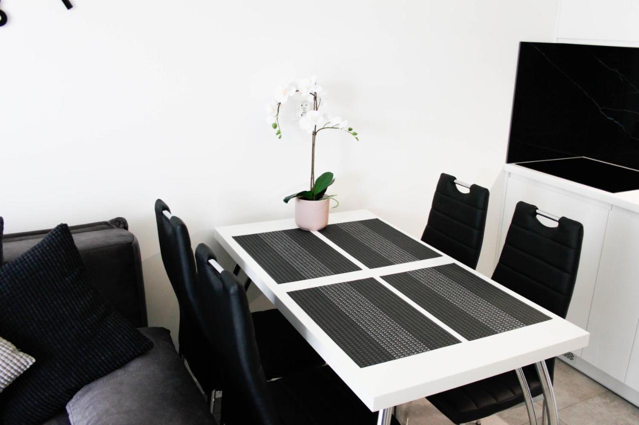 Apartament Wroclaw Centrum Galeria Magnolia Ngoại thất bức ảnh