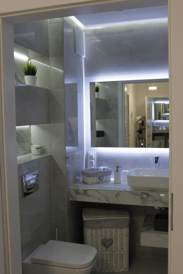 Apartament Wroclaw Centrum Galeria Magnolia Ngoại thất bức ảnh